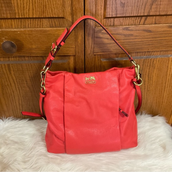 Madison Isabelle Leather Coach handbag tote - Picture 8 of 13